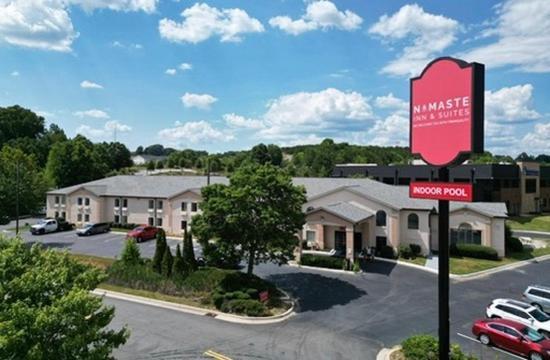 Namaste Inn & Suites Dawsonville Exterior photo